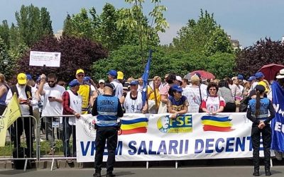 Opriţi risipa bugetară, tăiaţi pensiile speciale şi creşteţi salariile profesorilor!
