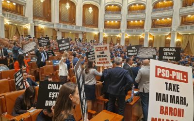 USR va ataca la CCR legea lui Ciolacu de mărire a taxelor